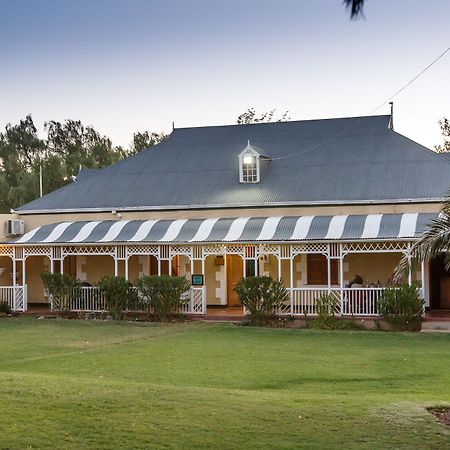De Denne Country Guest House Oudtshoorn Exteriör bild