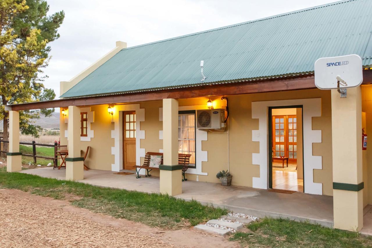 De Denne Country Guest House Oudtshoorn Exteriör bild